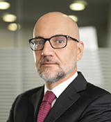 MILOŠ VUČKOVIĆ 160×176